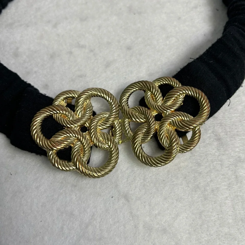 Vintage 80s Style Unbranded Womens M Black Gold Interlocking Knot Elastic Belt‎